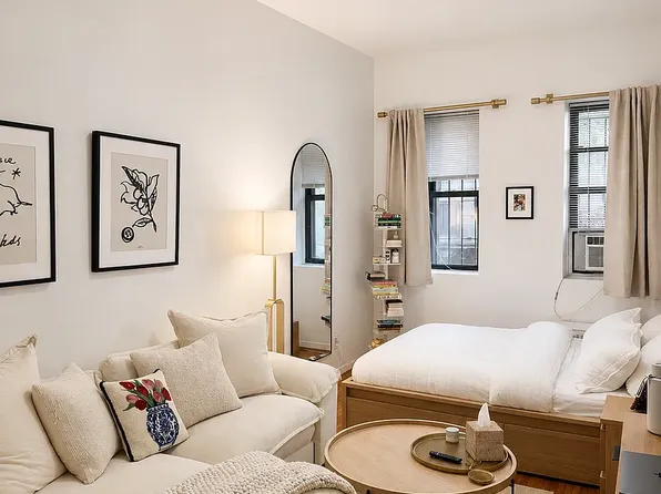 234 E 77th St APT 1A, New York, NY 10075