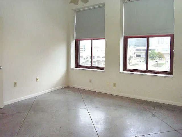 Tribune Lofts — Photo 12