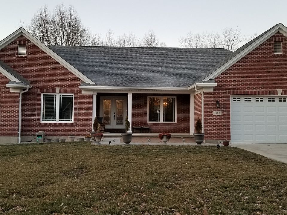 1st image of 1854 Helens Way