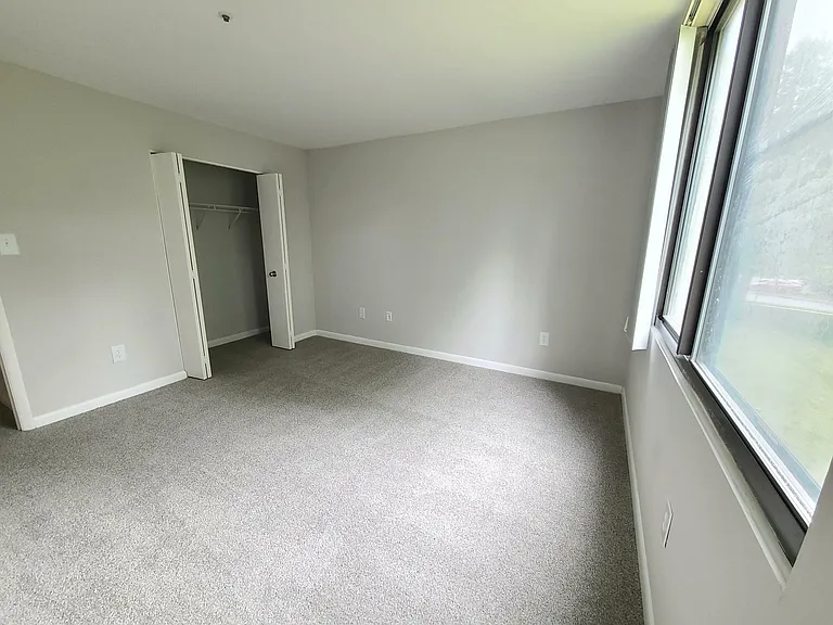 5 Pleasant Ridge Dr — Photo 11