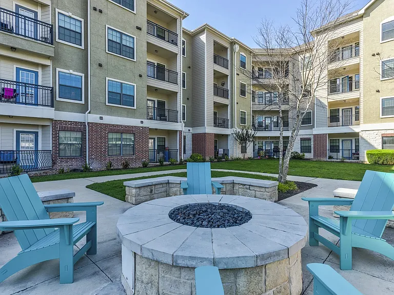 Creekside Vue Apartments — Photo 27
