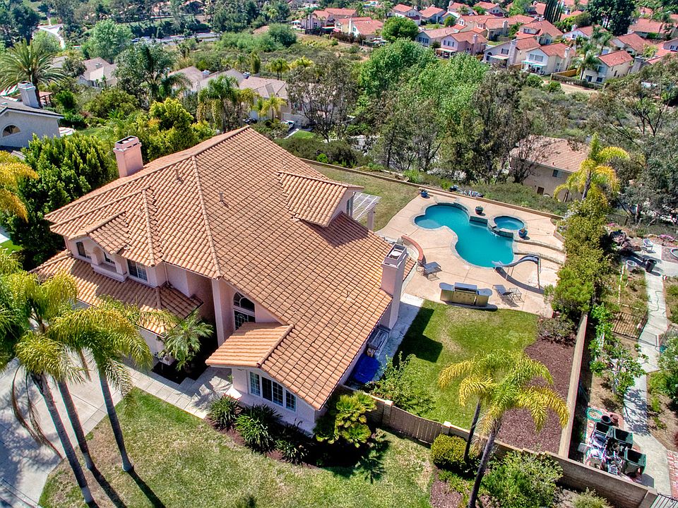 1st image of 1567 Greenridge Dr