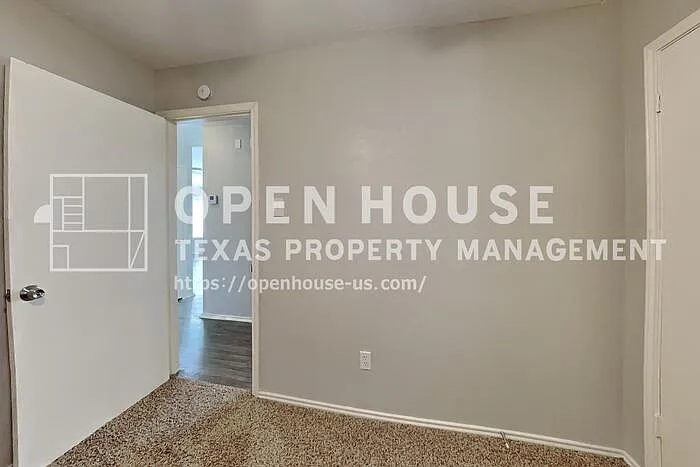 11910 Westwold Dr — Photo 12