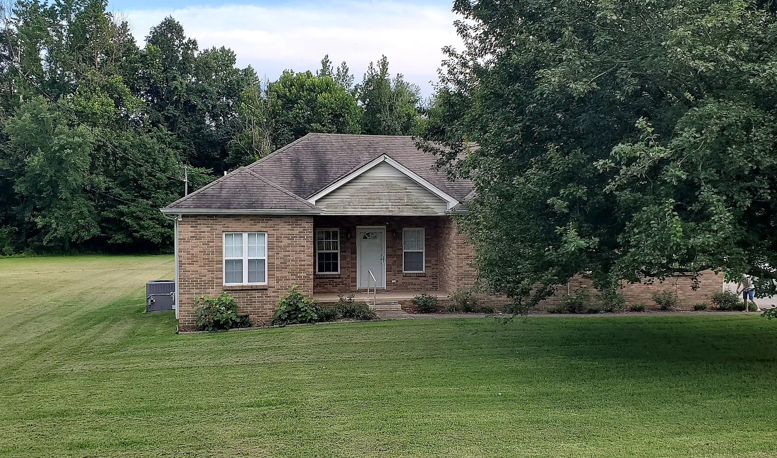 3 bed, 1612 sqft, $2,500 — Photo 1