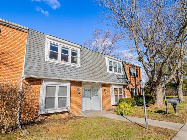22 Deborah Ln #D, Hammonton, NJ 08037