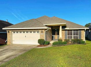 2490 Bluebeard Ln E, Mobile, AL 36695