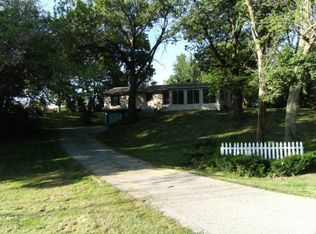 21508 94th Ave N, Port Byron, IL 61275