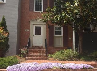 7617 Tiverton Dr, Springfield, VA 22152