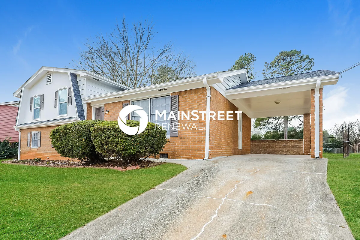 Front View - 6937 Doncaster Rd