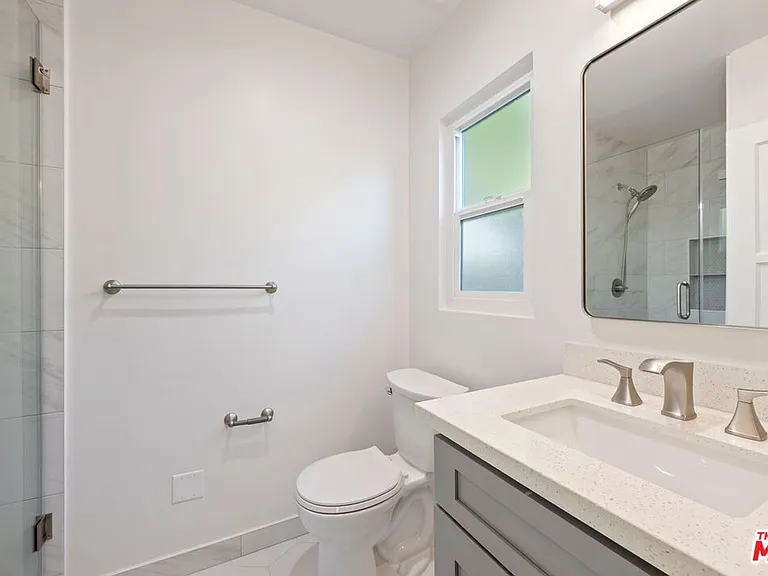 1252 N Crescent Heights Blvd #2 — Photo 5