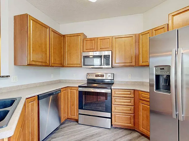 Stone Creek Villas — Photo 98