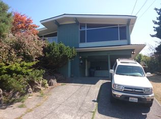 4055 SW Henderson St, Seattle, WA 98136