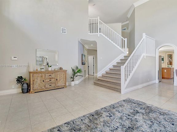 5th image of 13264 NW 13th St