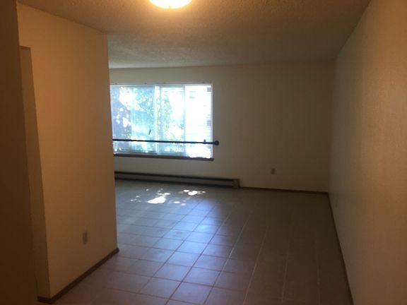 2nd image of 710 NE 42nd St #4874599