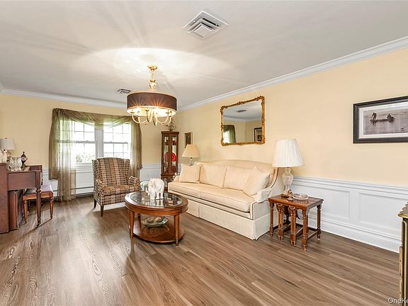 4th image of 2 Sandpiper Lane