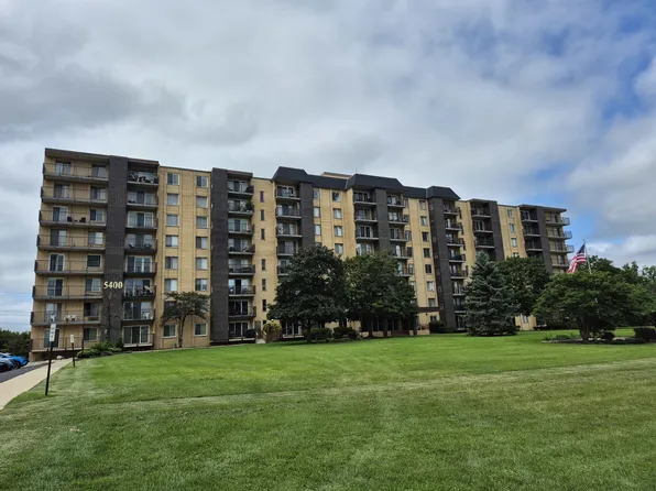 5400 Walnut Ave Unit 712, Downers Grove, IL 60515