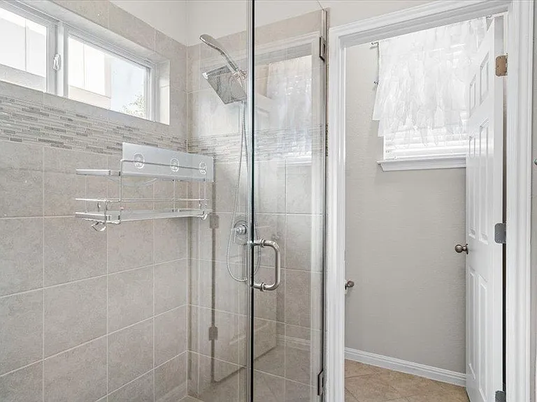 9703 Sunny Swan Ct — Photo 14