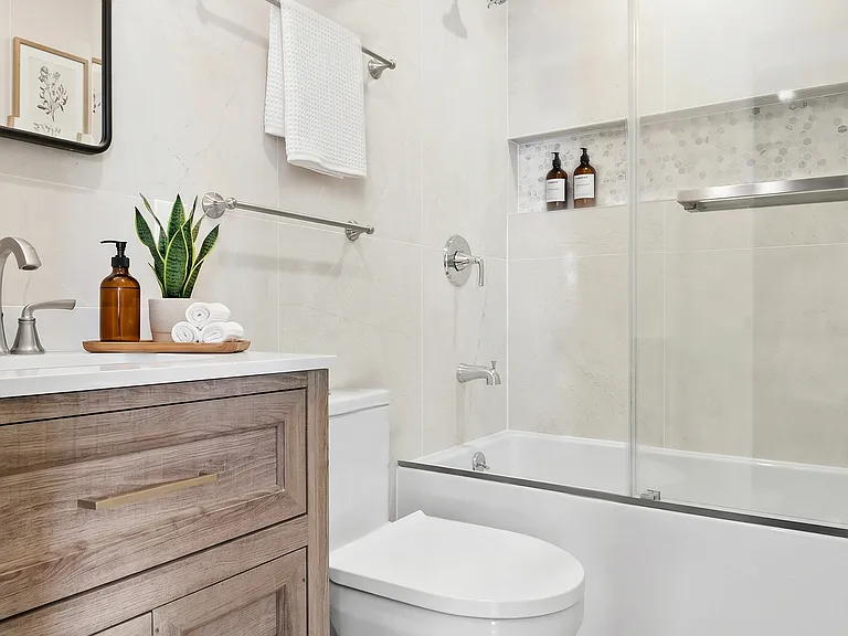 101 Smith St #2 — Photo 7