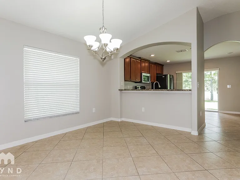 1212 Oak Pond St — Photo 7