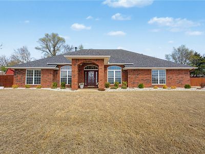 504 Fairway Cir, Springdale, AR, 72764