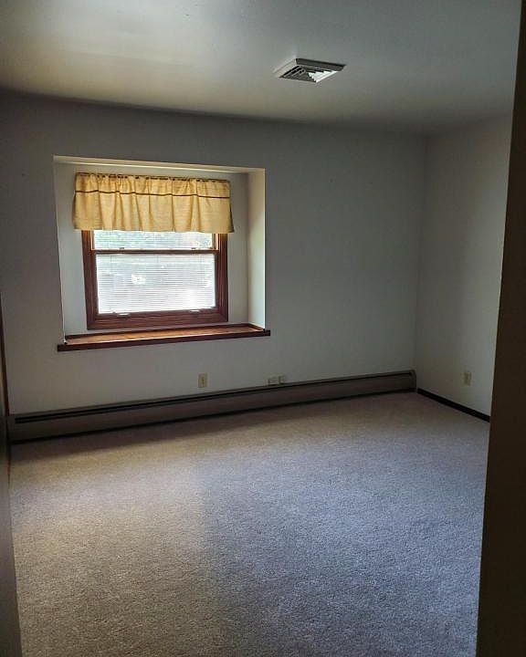 60 Fredericka St North Tonawanda, NY, 14120 Apartments for Rent Zillow