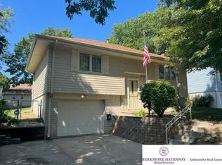 4914 S 50th St, Omaha, NE 68117