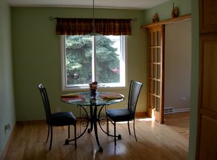 797 S Berkley Ave, Elmhurst, IL