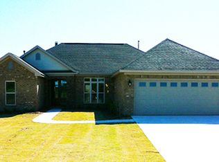 80 Village Way Ct, Wetumpka, AL 36093