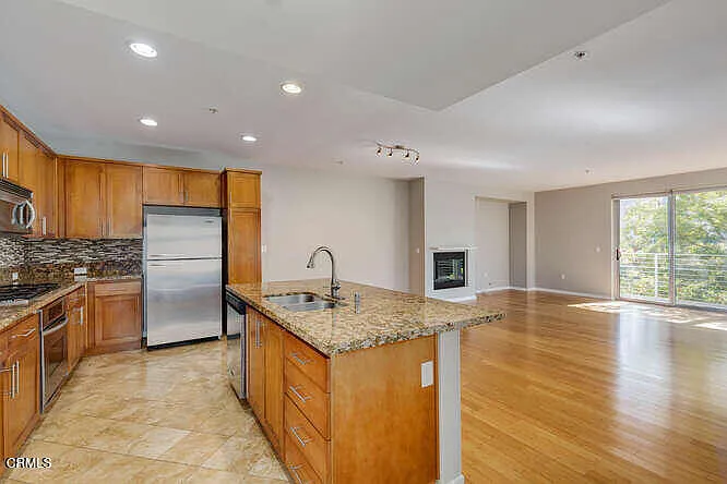 111 S De Lacey Ave #204 — Photo 9