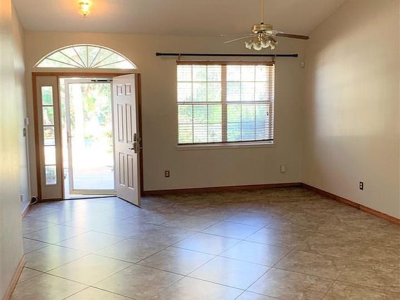 4th image of 4747 Hickory Shores Blvd