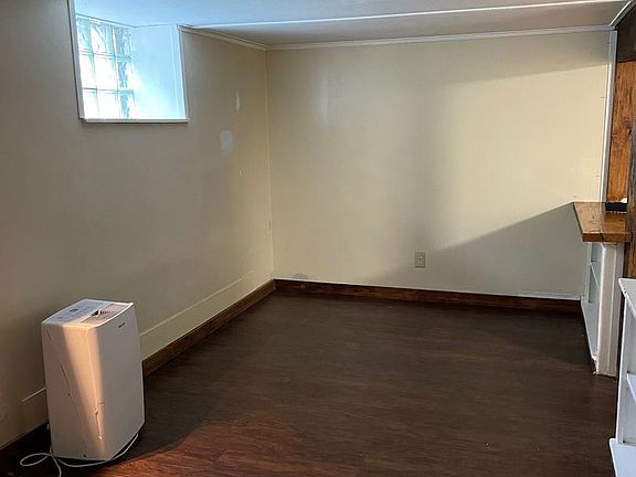 5th image of 519 S Beech St APT 1