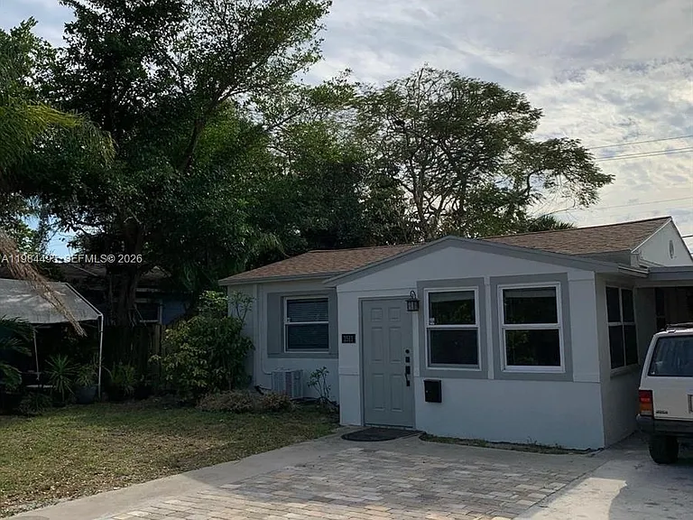 1511 SW 4th Ave — Photo 8