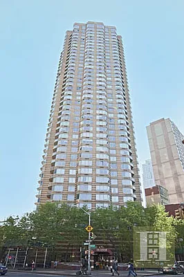 Rented by Halstead Real Estate | media 6