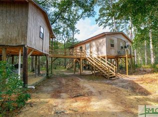 340-338 Riverside Dr, Claxton, GA 30417