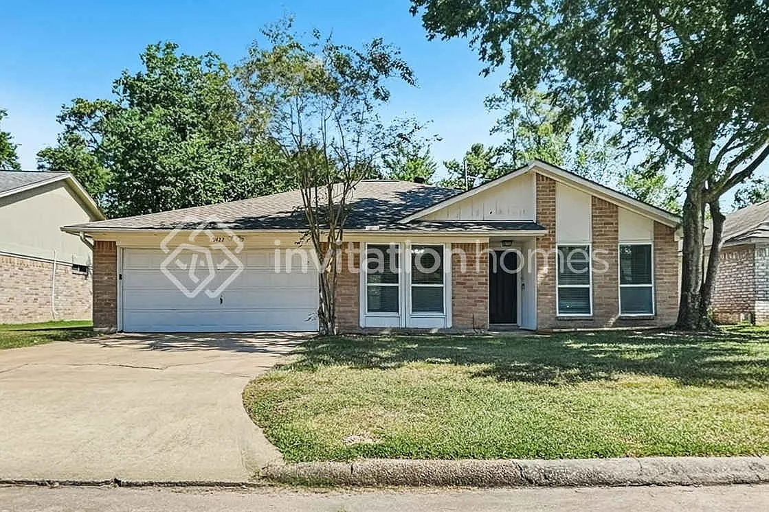 9422 Chartermoss Cir Houston, TX 77070 — Photo 1