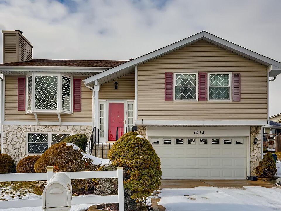 1st image of 1572 Brookside Dr