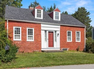 6 Training Field Rd, West Newbury, MA 01985