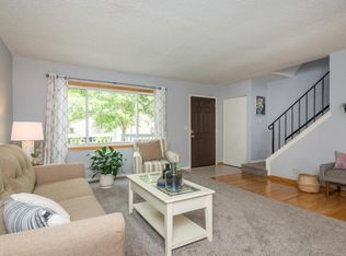 4326 Arden View Ct, Arden Hills, MN 55112