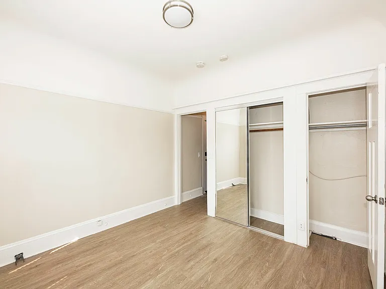 Vue De Lac Apartments — Photo 12