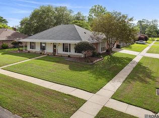 5316 Foxridge Dr, Baton Rouge, LA 70817
