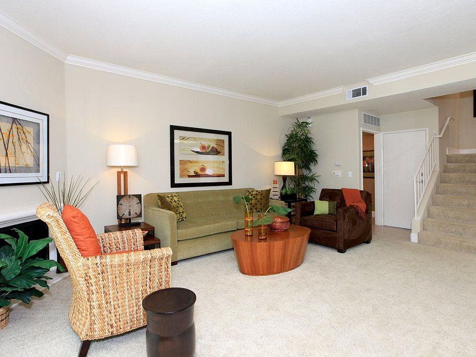 1st image of 6075 Weeping Banyan Ln