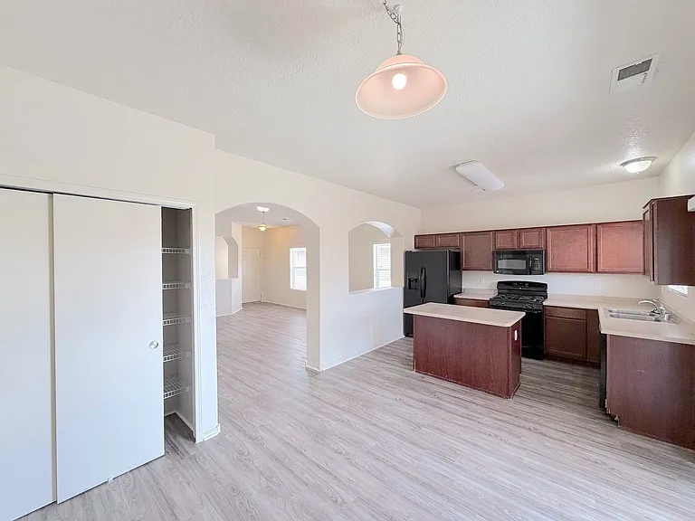 10804 Four Mile Rd SW — Photo 9