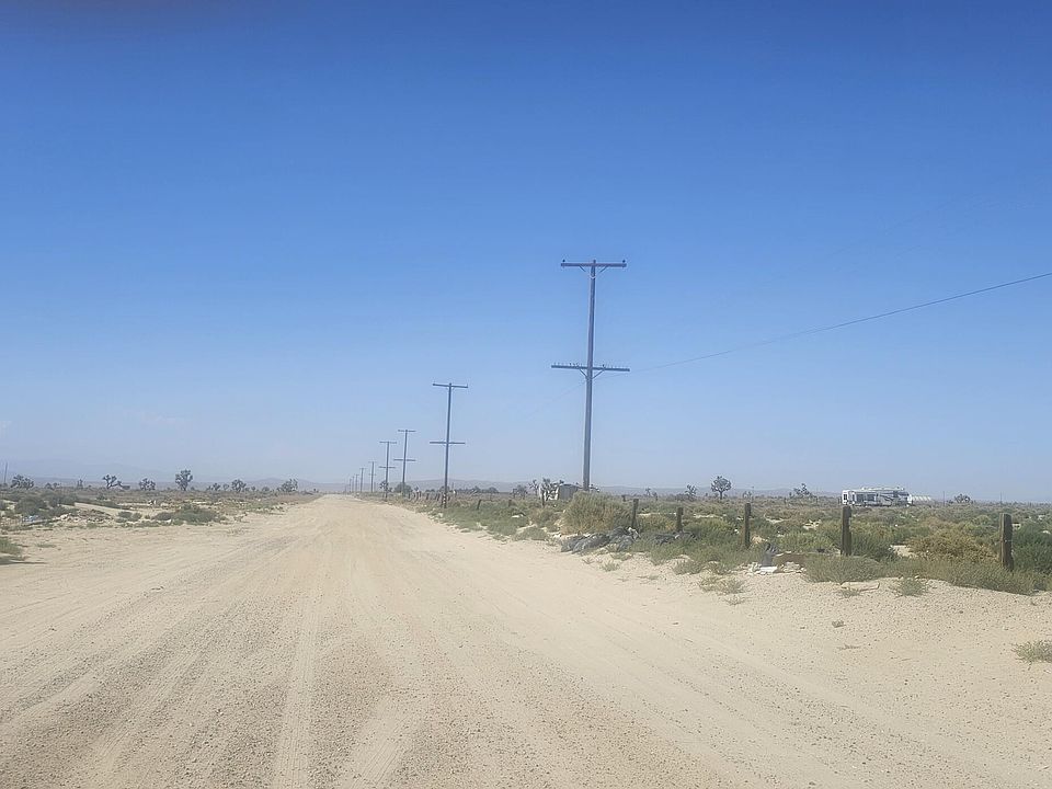2nd image of 0 20th St E