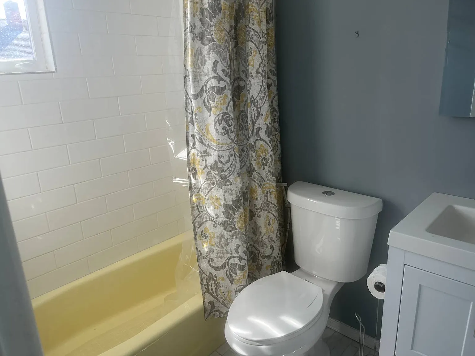 Studio, 1.0 bath, $2,600 — Photo 3