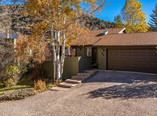 89 N Meadow View Ct, Glenwood Springs, CO 81601