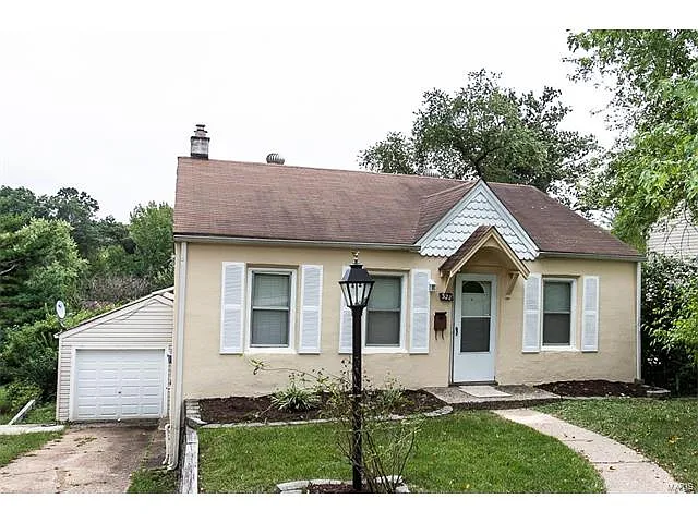 328 La Motte Ln photo 1
