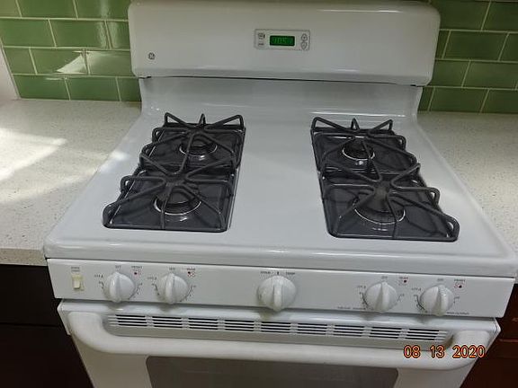4th image of 219 Laussat St