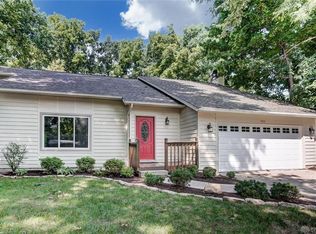 9715 Pawnee Pass, Dayton, OH 45458
