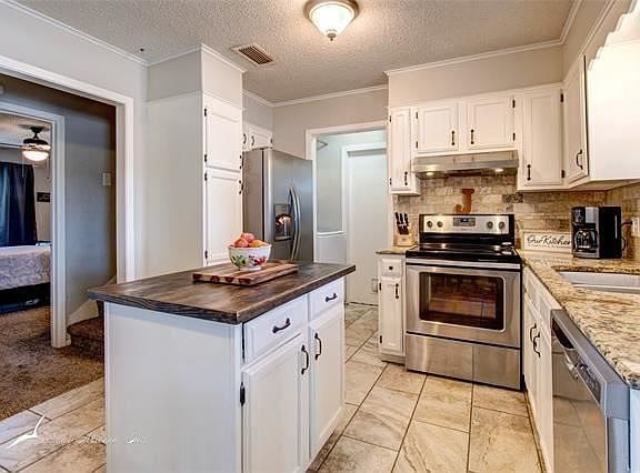 5th image of 1334 Weavers Way