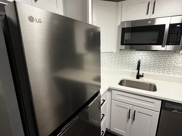 3109 Reiner Ct — Photo 2